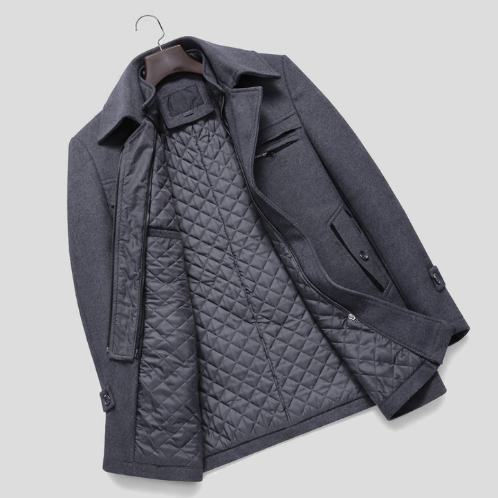 JAMES JAS | BETROUWBARE WARMTE, TIMELOZE STIJL