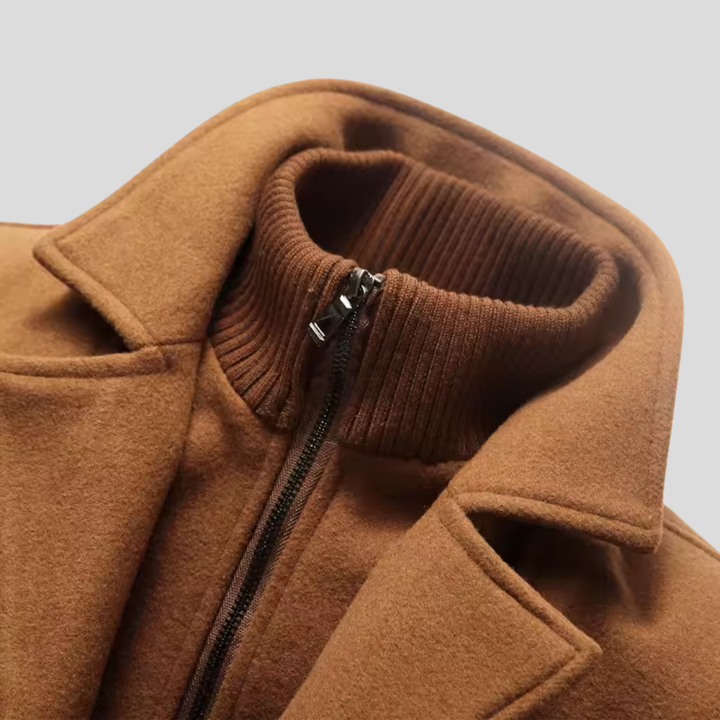 JAMES JAS | BETROUWBARE WARMTE, TIMELOZE STIJL